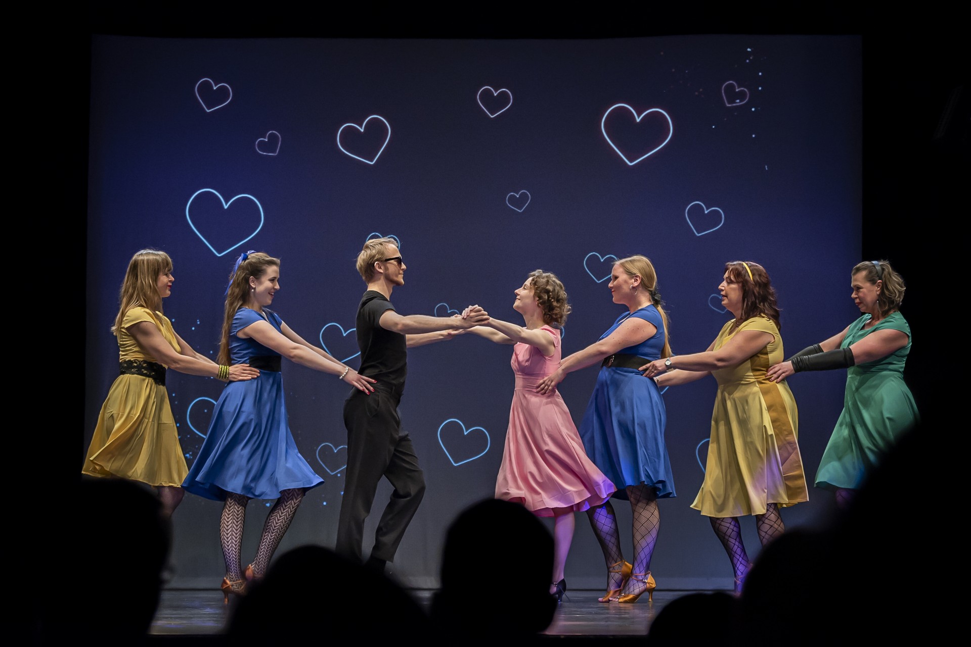 Páteční latina, Hříšného tance vidina